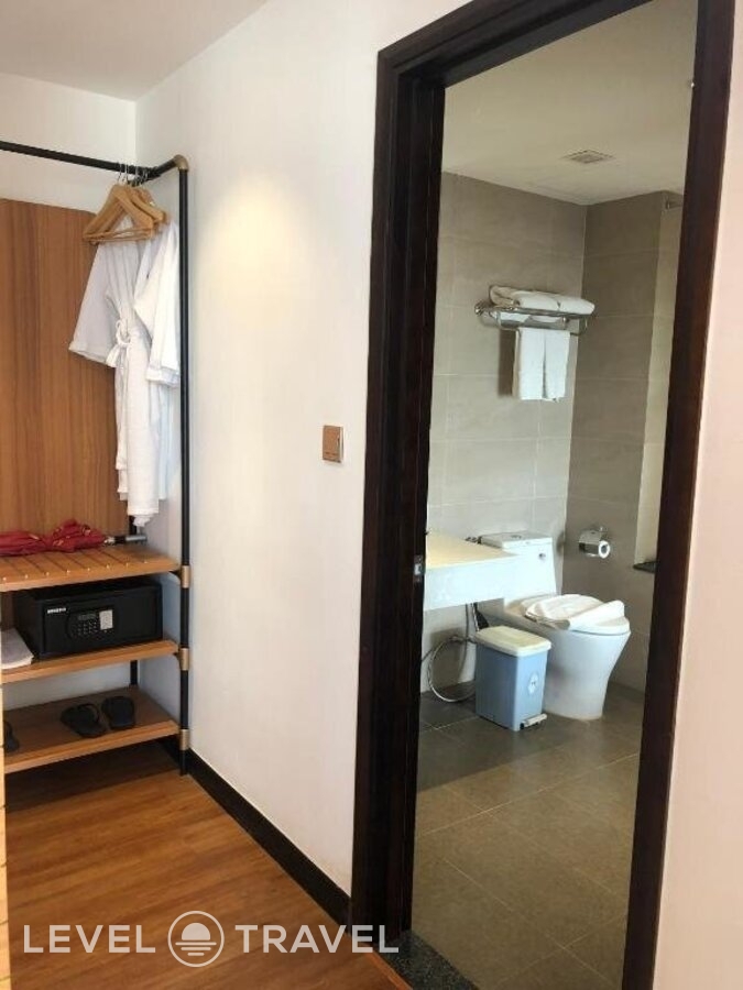 фотографии номера Представительский люкс отеля Majestic Premium Hotel в Вьетнам(Нячанг) - фото №7