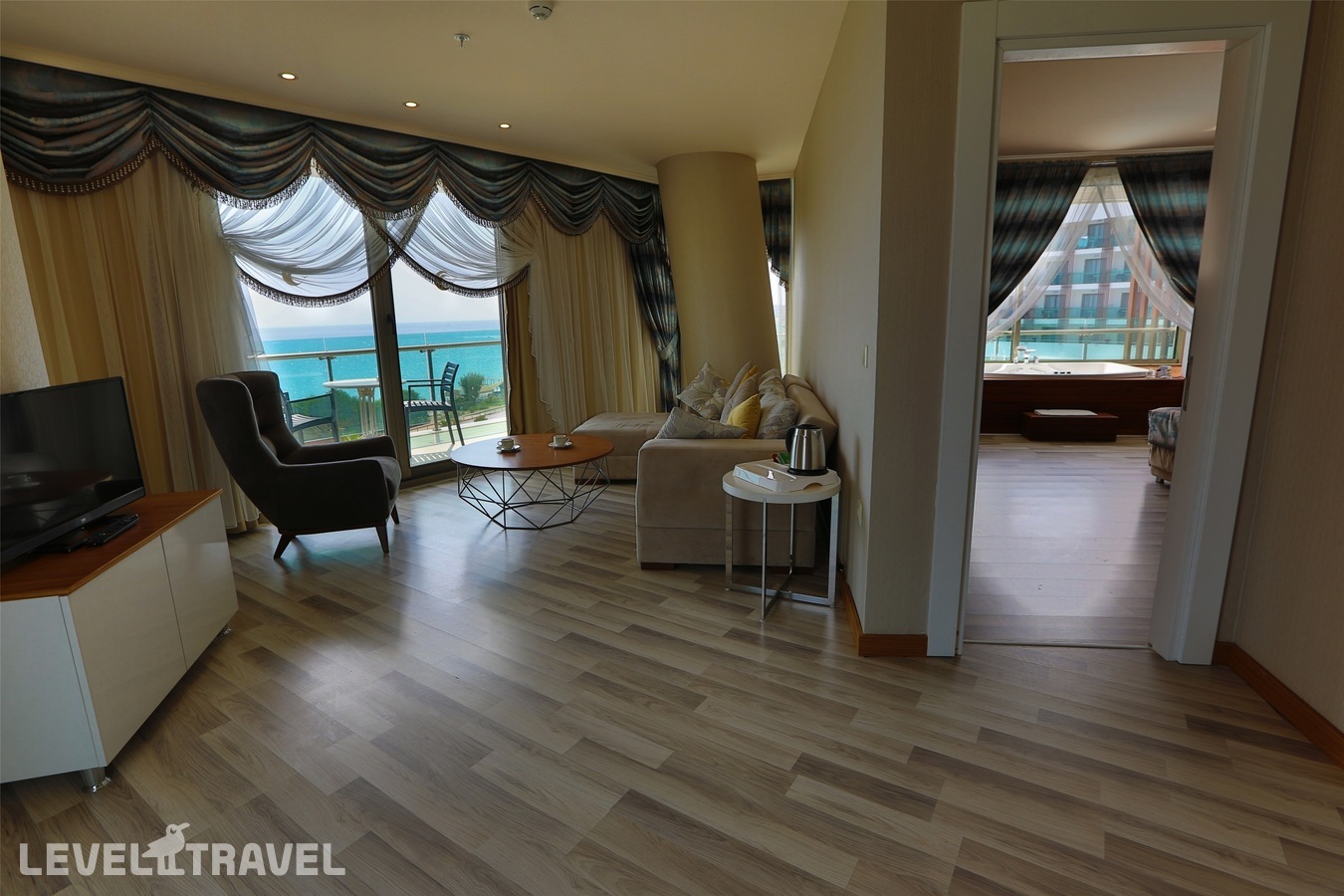фотографии номера Люкс роскошный отеля Xoria Deluxe Hotel в Турция(Паяллар) - фото №2