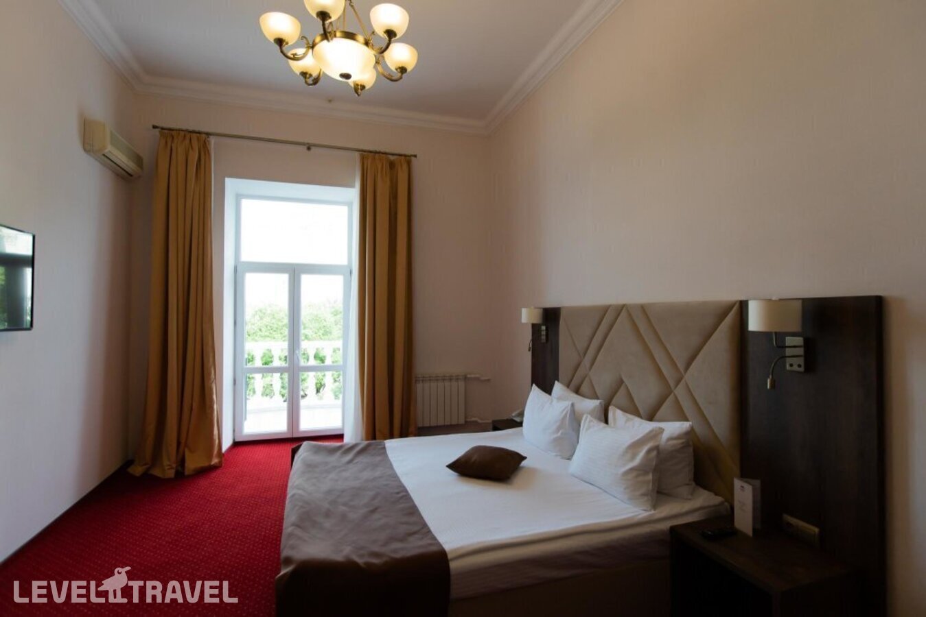 фотографии номера Люкс отеля Отель Севастополь в Россия(Севастополь) - фото №15