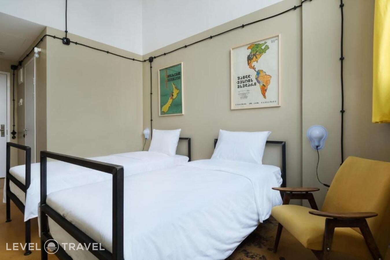 фотографии номера Стандартный (две односпальные кровати) отеля Fabrika Hostel & Suites в Грузия(Тбилиси) - фото №1