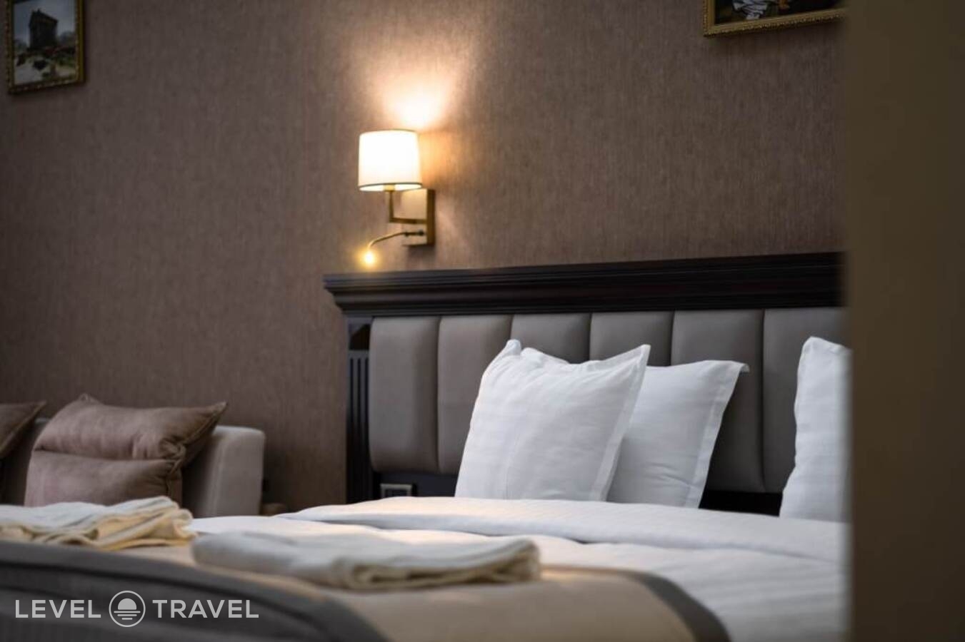 фотографии номера Стандартный с балконом отеля Konyak Hotel в Армения(Ереван) - фото №1