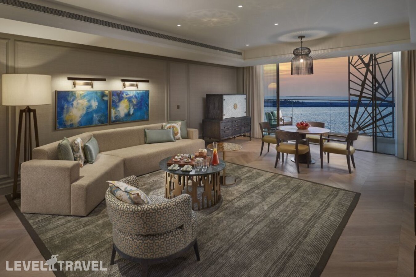 фотографии номера Люкс премьер с видом на море отеля Mandarin Oriental Jumeira Dubai в ОАЭ(Дубай Джумейра) - фото №16