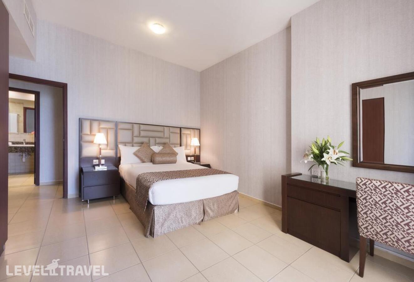 фотографии номера Апартаменты Делюкс (3 спальни) отеля Suha Hotel Apartments By Mondo в ОАЭ(Дубай Марина) - фото №1