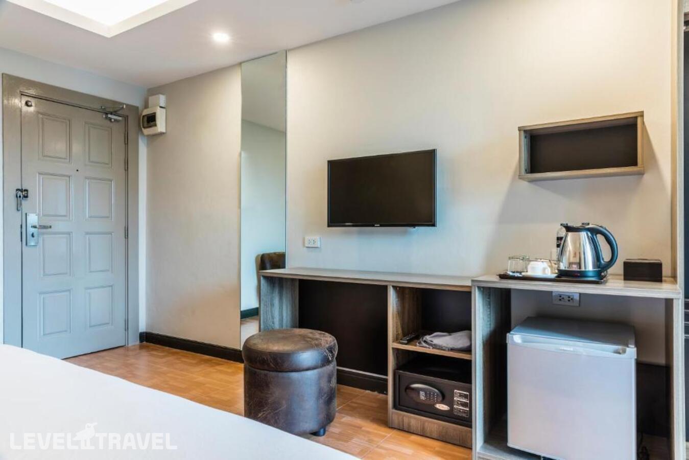 фотографии номера Делюкс (две односпальные кровати) отеля Livotel Hotel Hua Mak Bangkok в Таиланд(Бангкок) - фото №5