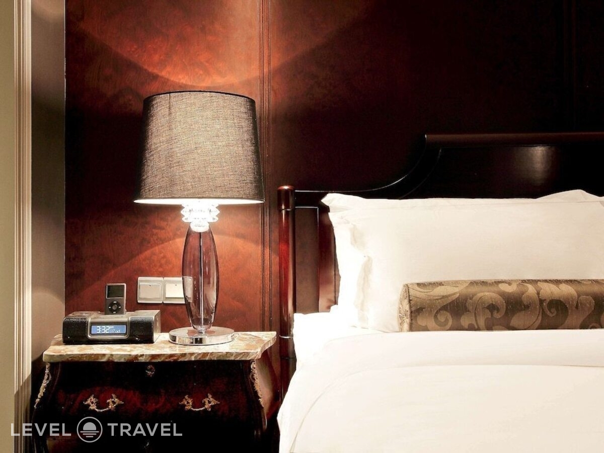 фотографии номера Делюкс (две односпальные кровати) отеля Hotel Muse Bangkok Langsuan - MGallery в Таиланд(Бангкок) - фото №4