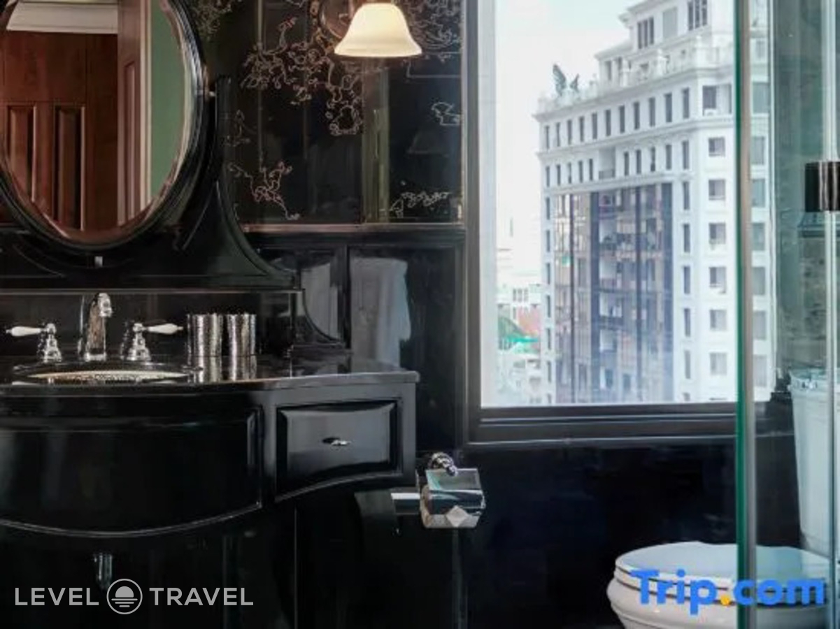 фотографии номера Делюкс (две односпальные кровати) отеля Hotel Muse Bangkok Langsuan - MGallery в Таиланд(Бангкок) - фото №9