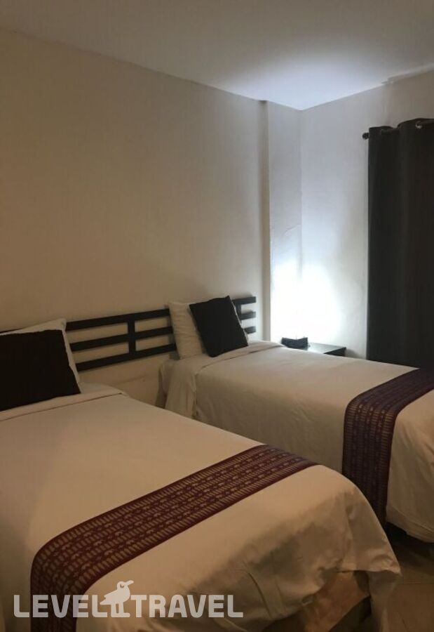 фотографии номера Улучшенный (две односпальные кровати) отеля Drop Inn Bangkok в Таиланд(Бангкок) - фото №1