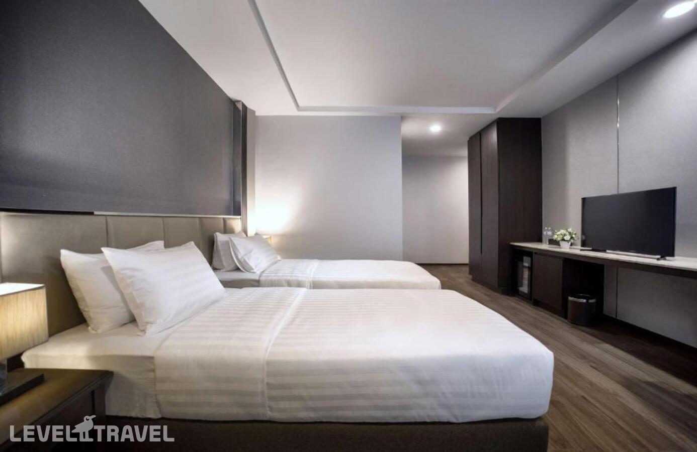 фотографии номера Улучшенный (две односпальные кровати) отеля SureStay Plus Hotel by Best Western Sukhumvit 2 в Таиланд(Бангкок) - фото №11