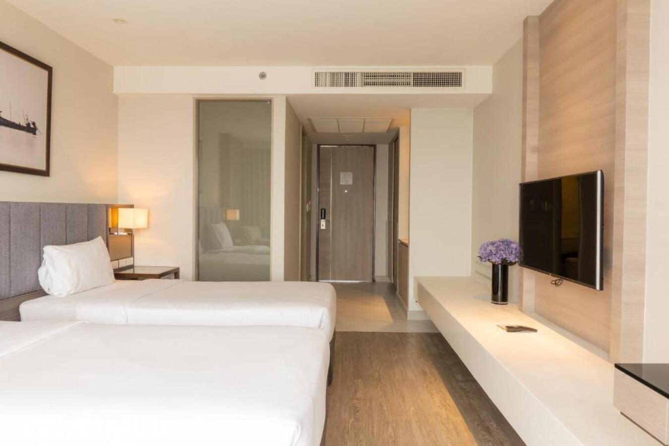 фотографии номера Улучшенный (две односпальные кровати) отеля The Park Nine Hotel Suvarnabhumi в Таиланд(Бангкок) - фото №9