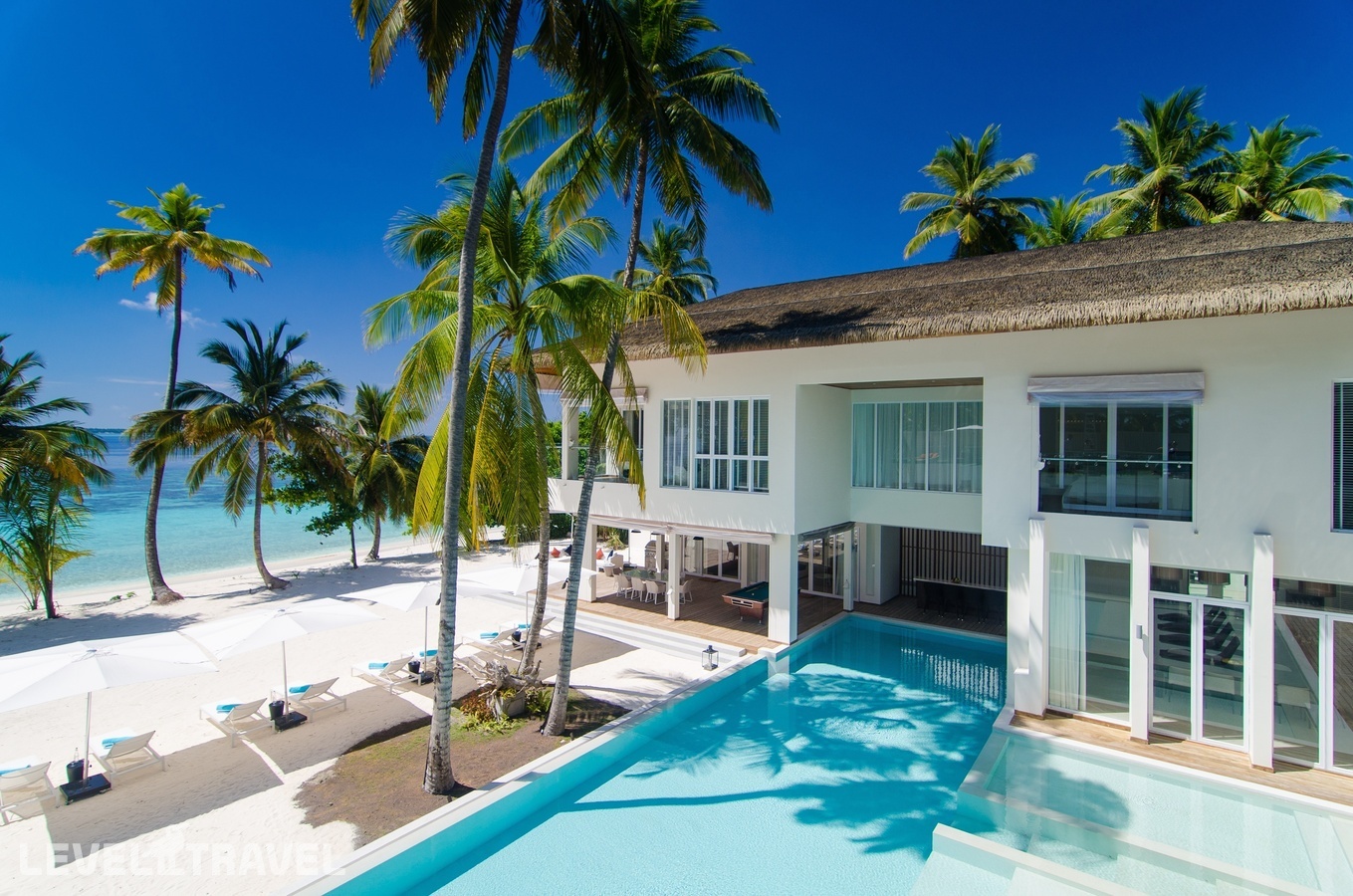 фотографии номера Вилла The Amilla Estate отеля Amilla Maldives Resort And Residences в Мальдивы(Баа Атолл) - фото №8