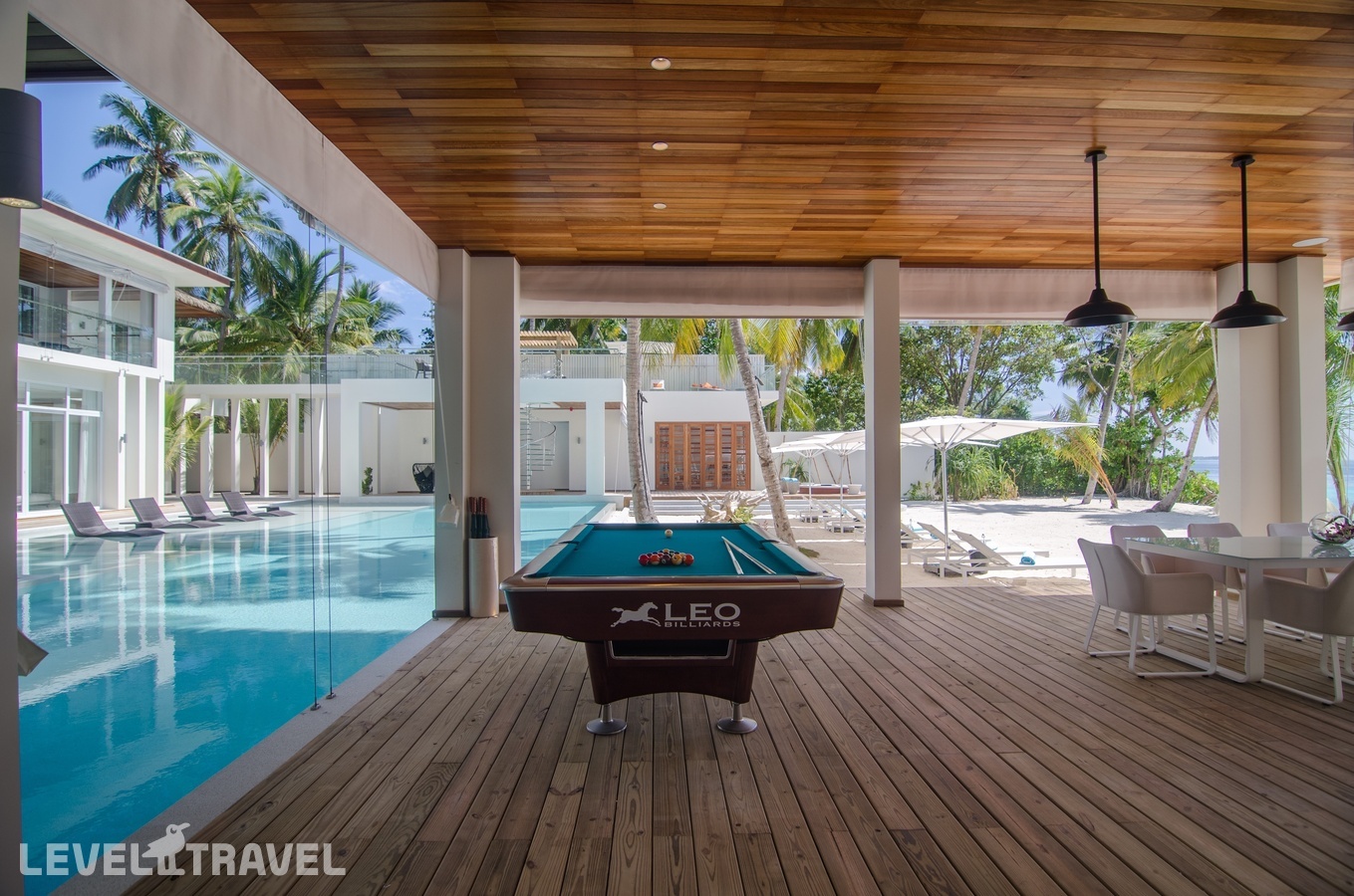 фотографии номера Вилла The Amilla Estate отеля Amilla Maldives Resort And Residences в Мальдивы(Баа Атолл) - фото №6
