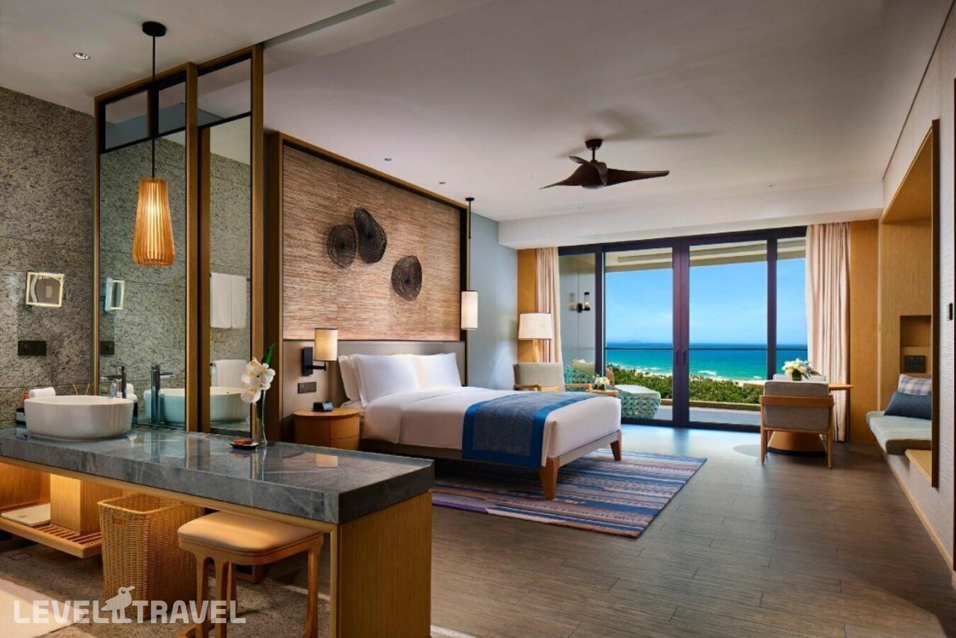 фотографии номера Стандартный с прямым видом на море отеля Crowne Plaza Sanya Haitang Bay Resort, An Ihg Hotel в Китай(Хайтанг Бэй) - фото №1