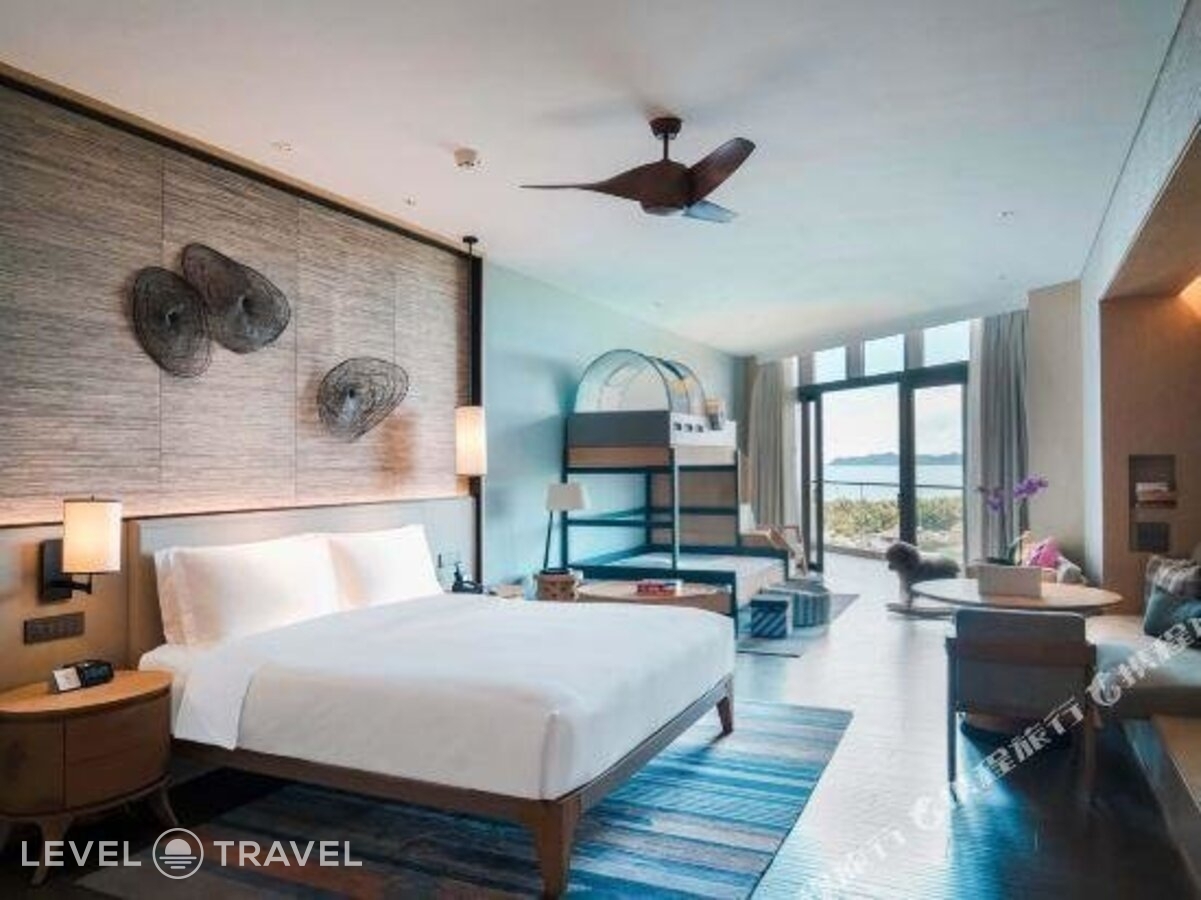 фотографии номера Люкс с видом на море отеля Crowne Plaza Sanya Haitang Bay Resort, An Ihg Hotel в Китай(Хайтанг Бэй) - фото №1