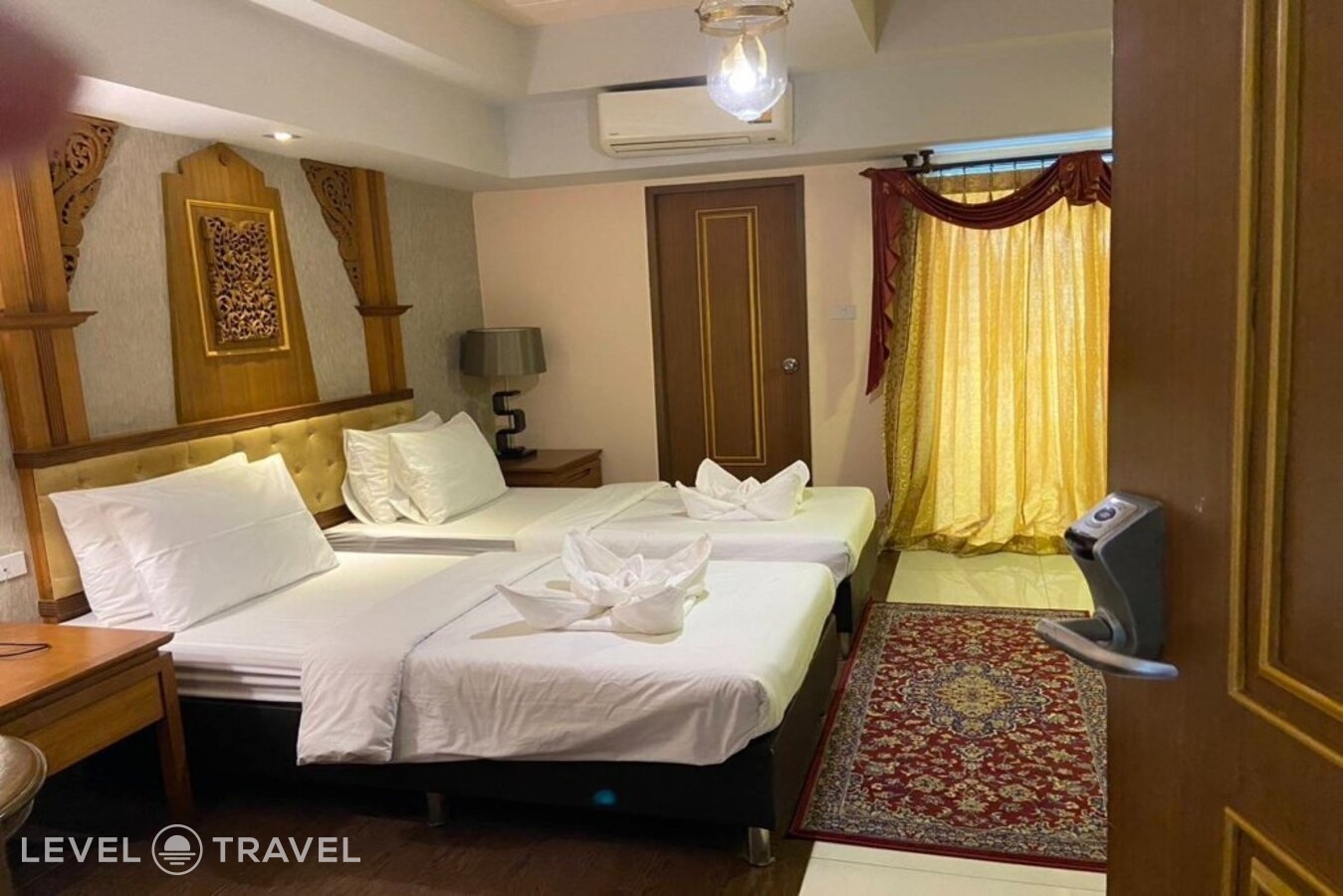 фотографии номера Улучшенный (две односпальные кровати) отеля Kim Hostel at Morleng в Таиланд(Бангкок) - фото №1