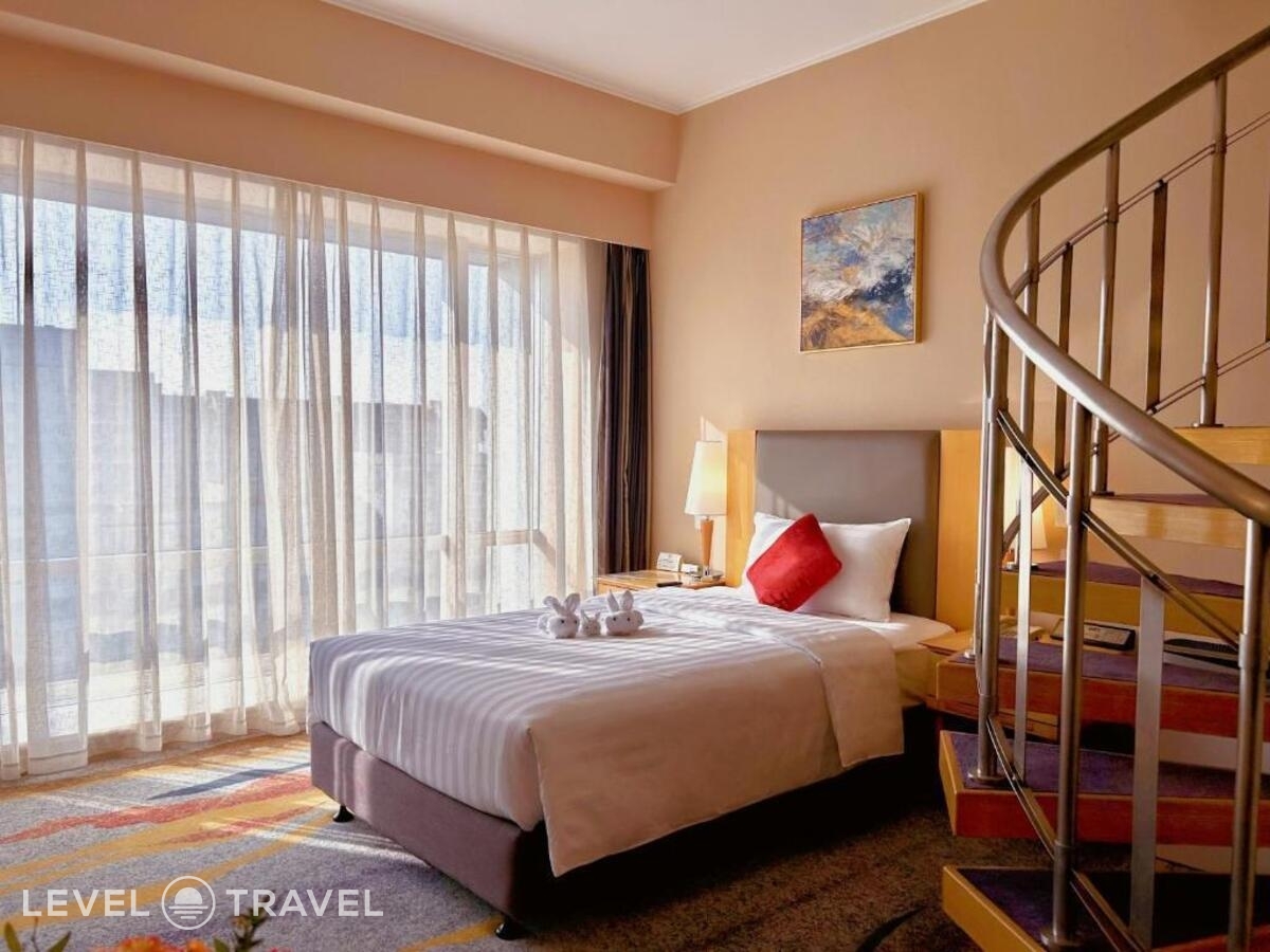 фотографии номера Семейный люкс двухэтажный отеля Beijing Xinqiao Hotel в Китай(Пекин) - фото №3
