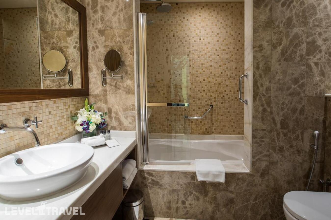 фотографии номера Люкс (1 спальня) отеля Elite Byblos Hotel-Mall Of The Emirates(Ex.Elite Byblos Hotel) в ОАЭ(Аль Барша) - фото №4