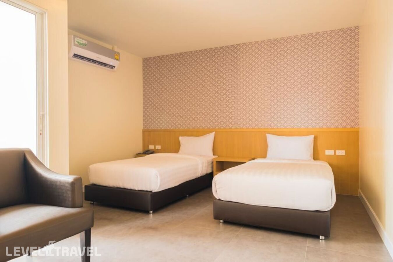 фотографии номера Стандартный (две односпальные кровати) отеля Innara Hotel в Таиланд(Джомтьен) - фото №1