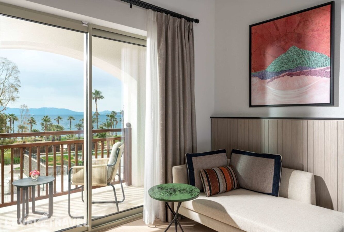 фотографии номера Премиум (две односпальные кровати) отеля Radisson Collection Bodrum в Турция(Акьярлар) - фото №14