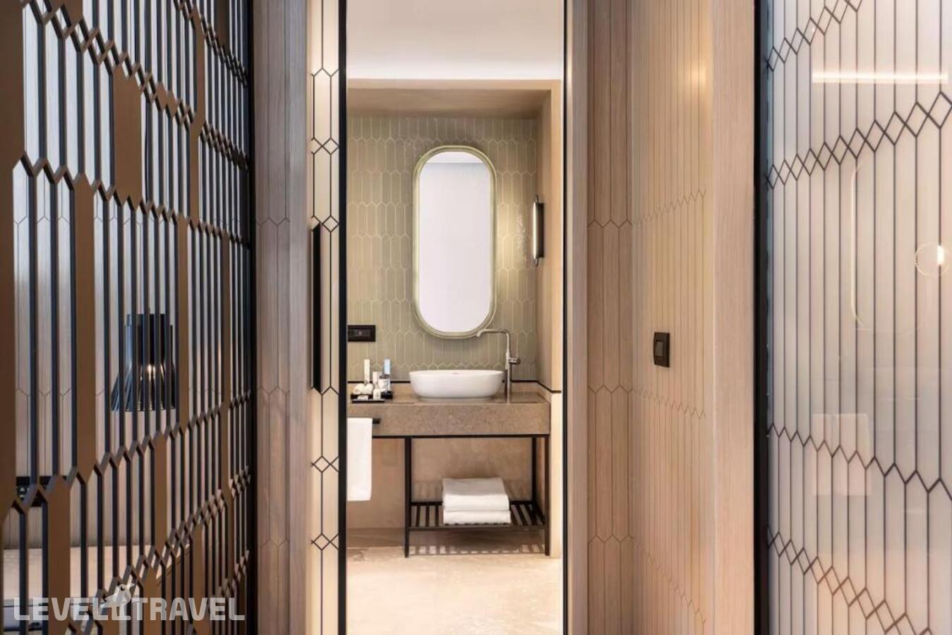 фотографии номера Полулюкс отеля Radisson Collection Bodrum в Турция(Акьярлар) - фото №45