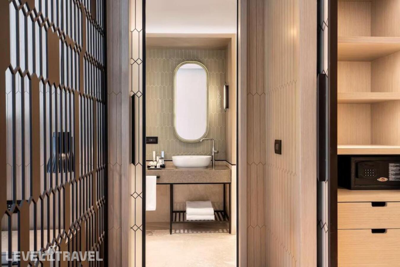фотографии номера Полулюкс отеля Radisson Collection Bodrum в Турция(Акьярлар) - фото №44