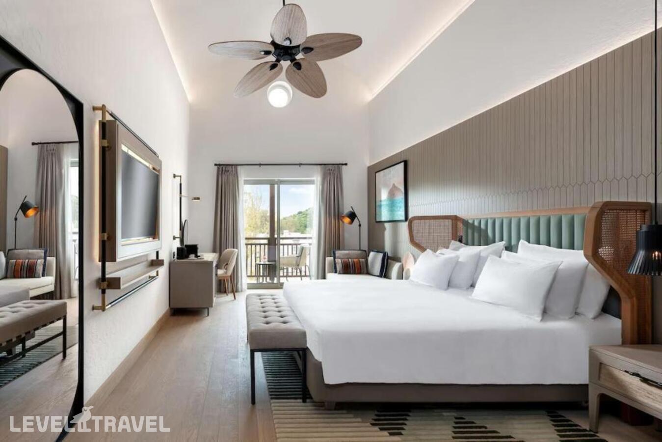 фотографии номера Полулюкс отеля Radisson Collection Bodrum в Турция(Акьярлар) - фото №40