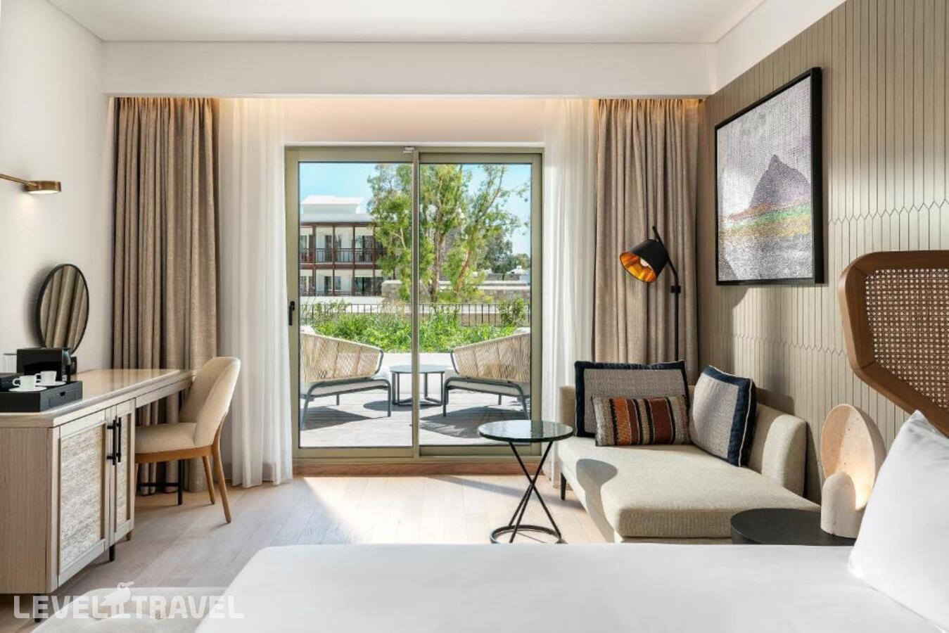 фотографии номера Полулюкс с видом на горы отеля Radisson Collection Bodrum в Турция(Акьярлар) - фото №2