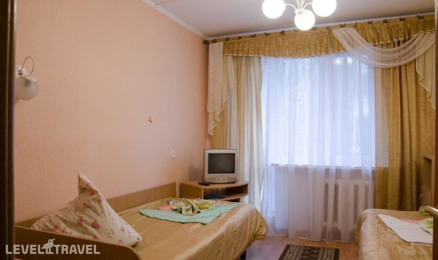 фотографии номера Двухместный с телевизором и холодильником (корпус 3,4) отеля Санаторий Буг в Беларусь(Брестская область) - фото №1