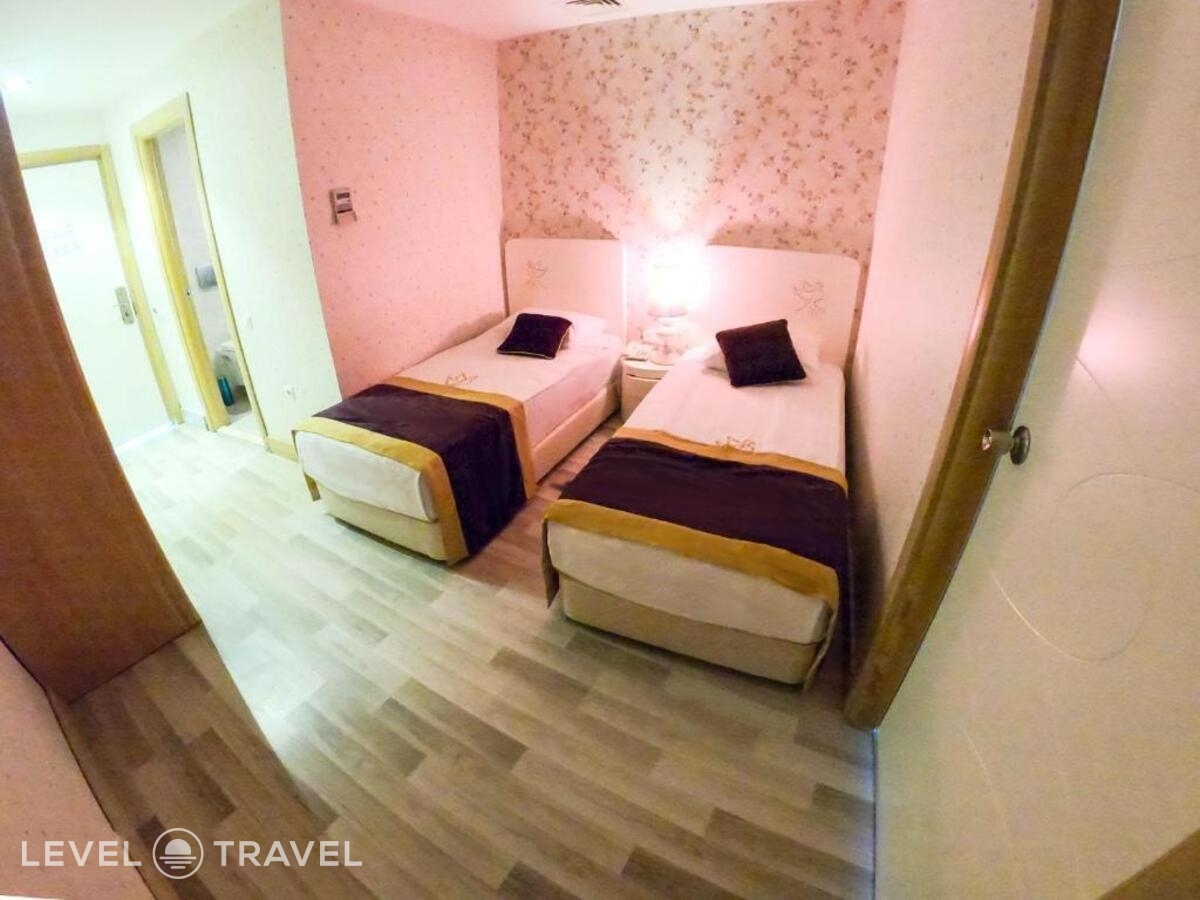 фотографии номера Семейный с видом на море отеля Raymar Resort&Aqua в Турция(Кызылот) - фото №1