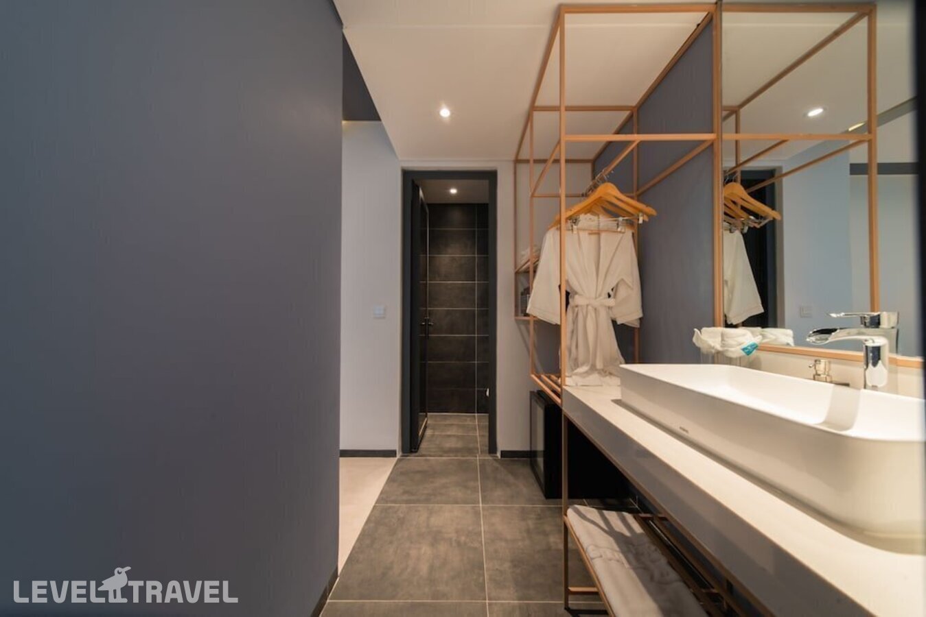 фотографии номера Делюкс (две односпальные кровати) отеля The Time Hotel Nha Trang в Вьетнам(Нячанг) - фото №4