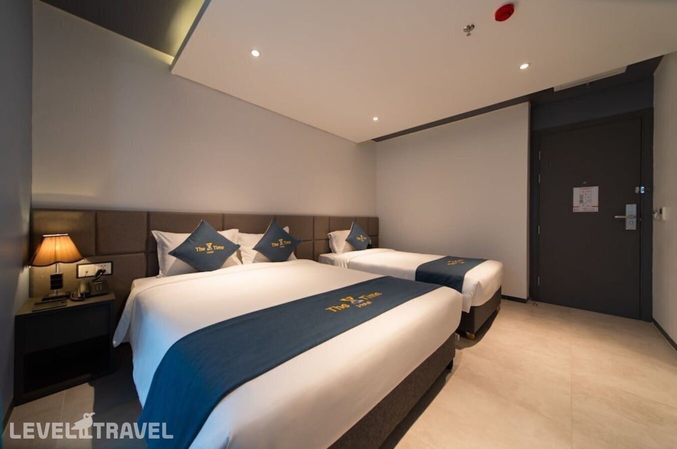 фотографии номера Делюкс (две односпальные кровати) отеля The Time Hotel Nha Trang в Вьетнам(Нячанг) - фото №6