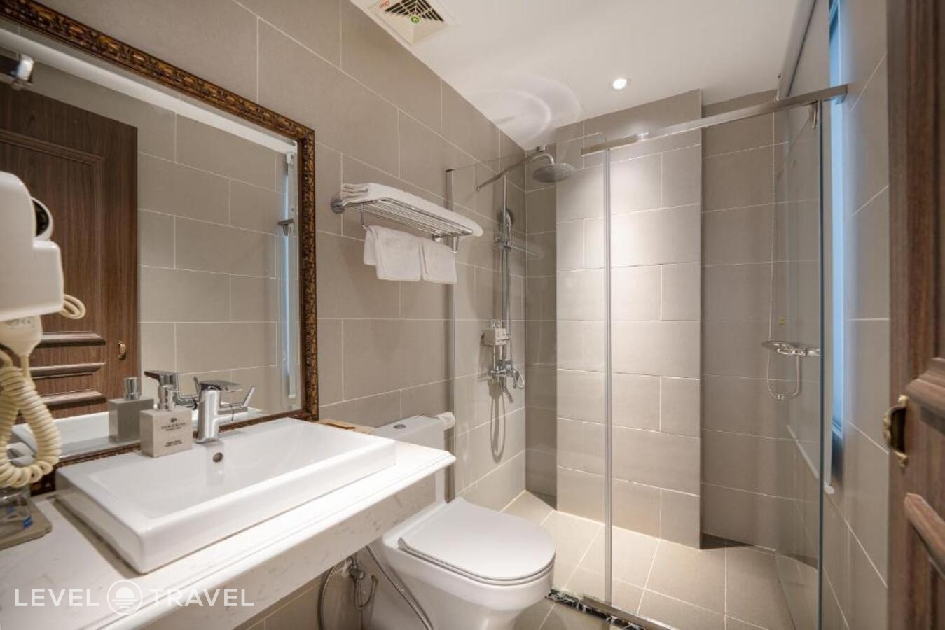 фотографии номера Делюкс (две односпальные кровати) отеля Senorita Boutique Hotel в Вьетнам(Дананг) - фото №9