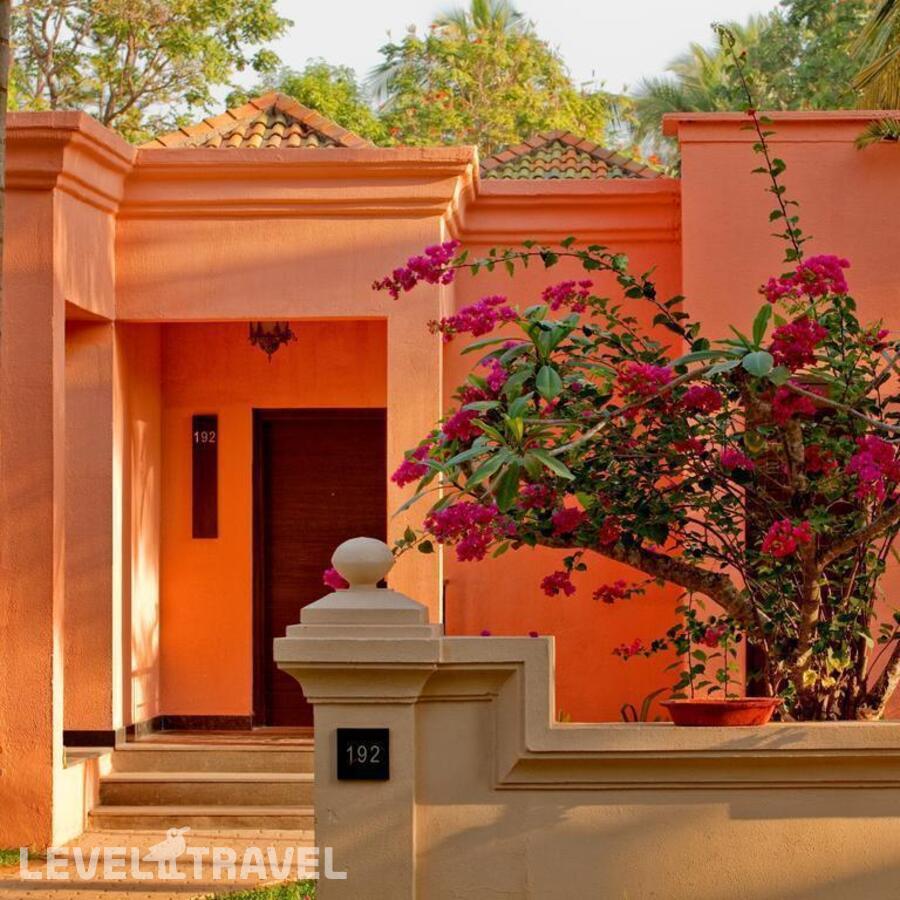 фотографии номера Люкс Лагуна отеля The St. Regis Goa Resort (Ex. The Leela Goa) в Индия(Мобор) - фото №4