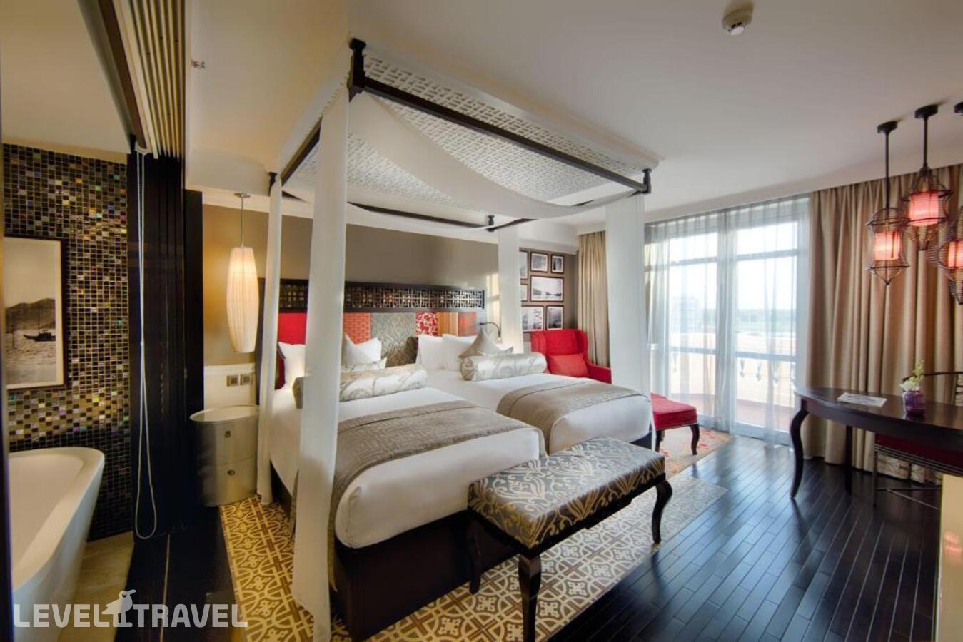 фотографии номера Делюкс (две односпальные кровати) отеля Hotel Royal Hoi An - MGallery в Вьетнам(Хойан) - фото №10