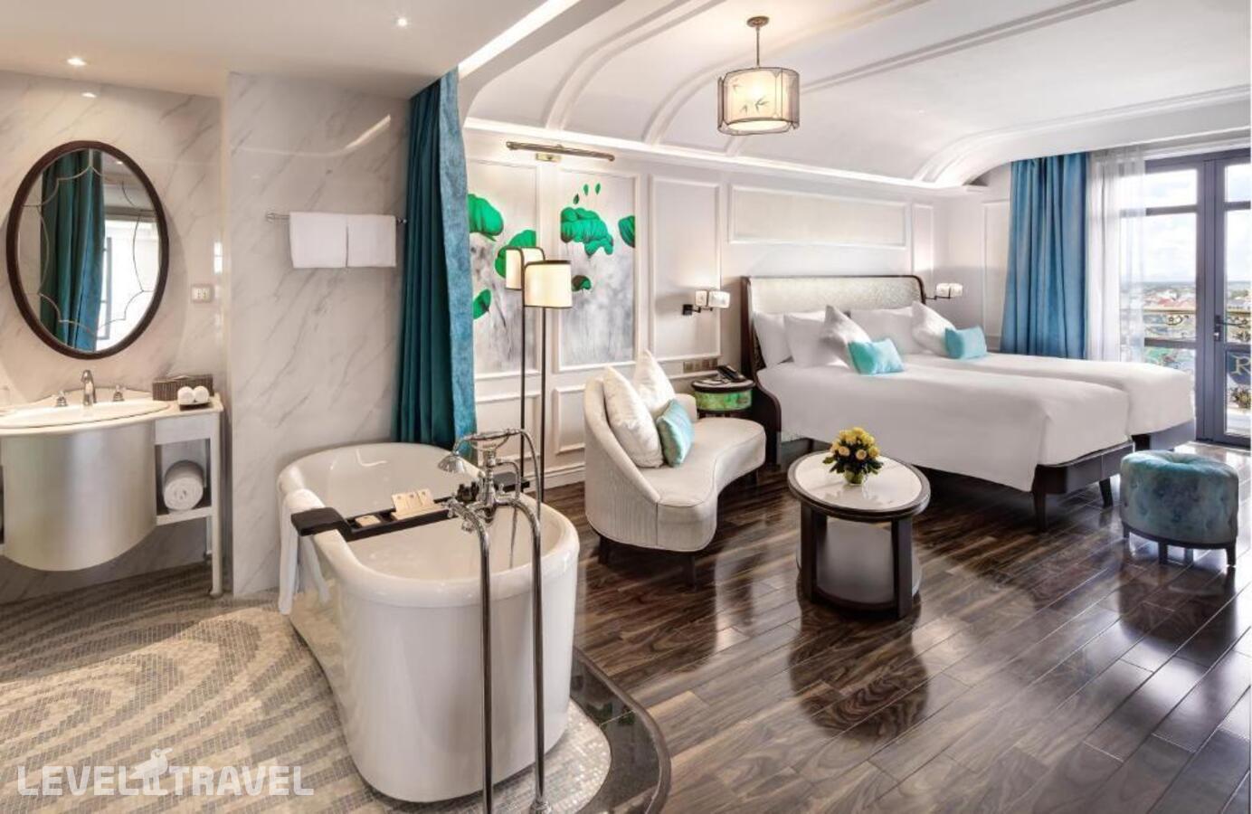 фотографии номера Делюкс (две односпальные кровати) отеля Hotel Royal Hoi An - MGallery в Вьетнам(Хойан) - фото №18