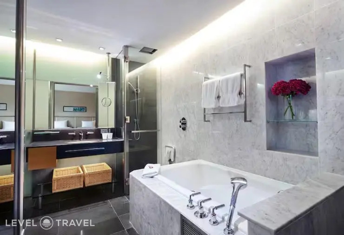фотографии номера Делюкс (две односпальные кровати) отеля Hilton Kuala Lumpur в Малайзия(Куала-Лумпур) - фото №2