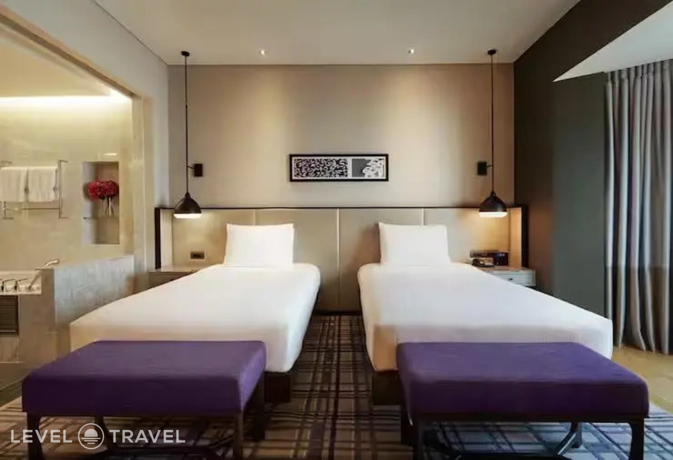 фотографии номера Делюкс (две односпальные кровати) отеля Hilton Kuala Lumpur в Малайзия(Куала-Лумпур) - фото №1