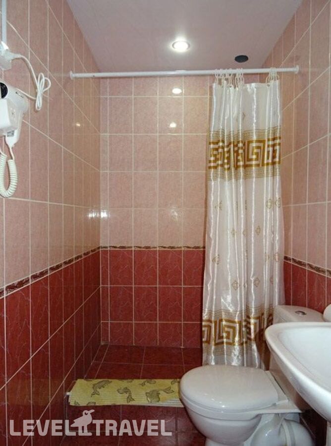 фотографии номера Трехместный номер отеля Пансионат Арпат в Россия(Новофедоровка) - фото №53