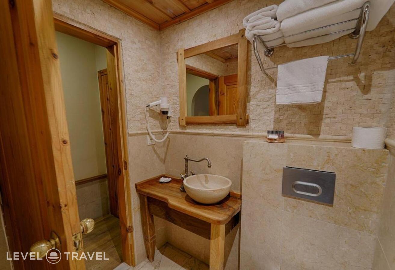 фотографии номера Стандартный (две односпальные кровати) отеля Heybe Hotel в Турция(Гёреме) - фото №2
