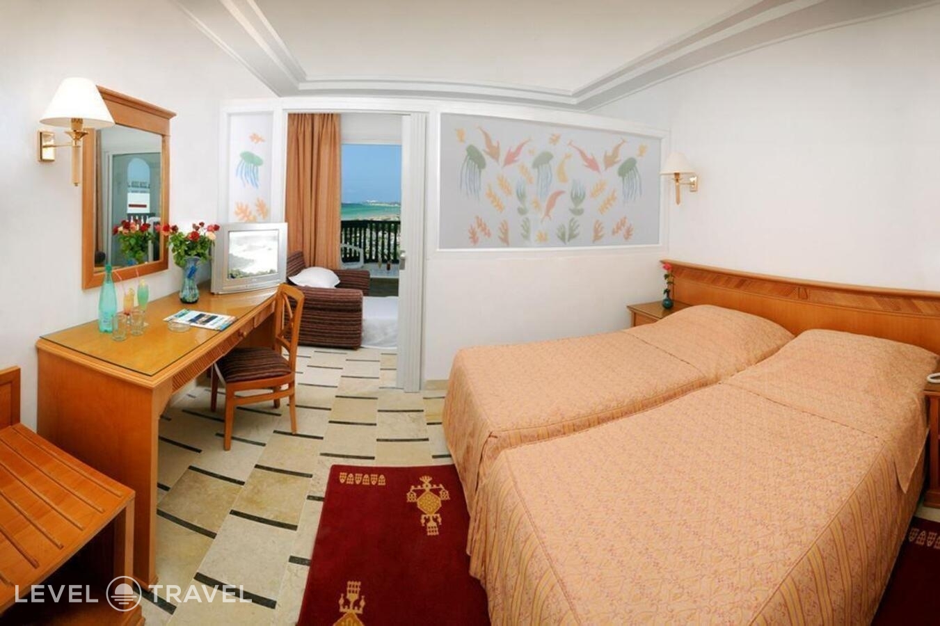 фотографии номера Улучшенный с видом на море отеля Le Soleil Bella Vista Resort Hotel (Ex. Dessole Bella Vista) в Тунис(Сканес) - фото №1