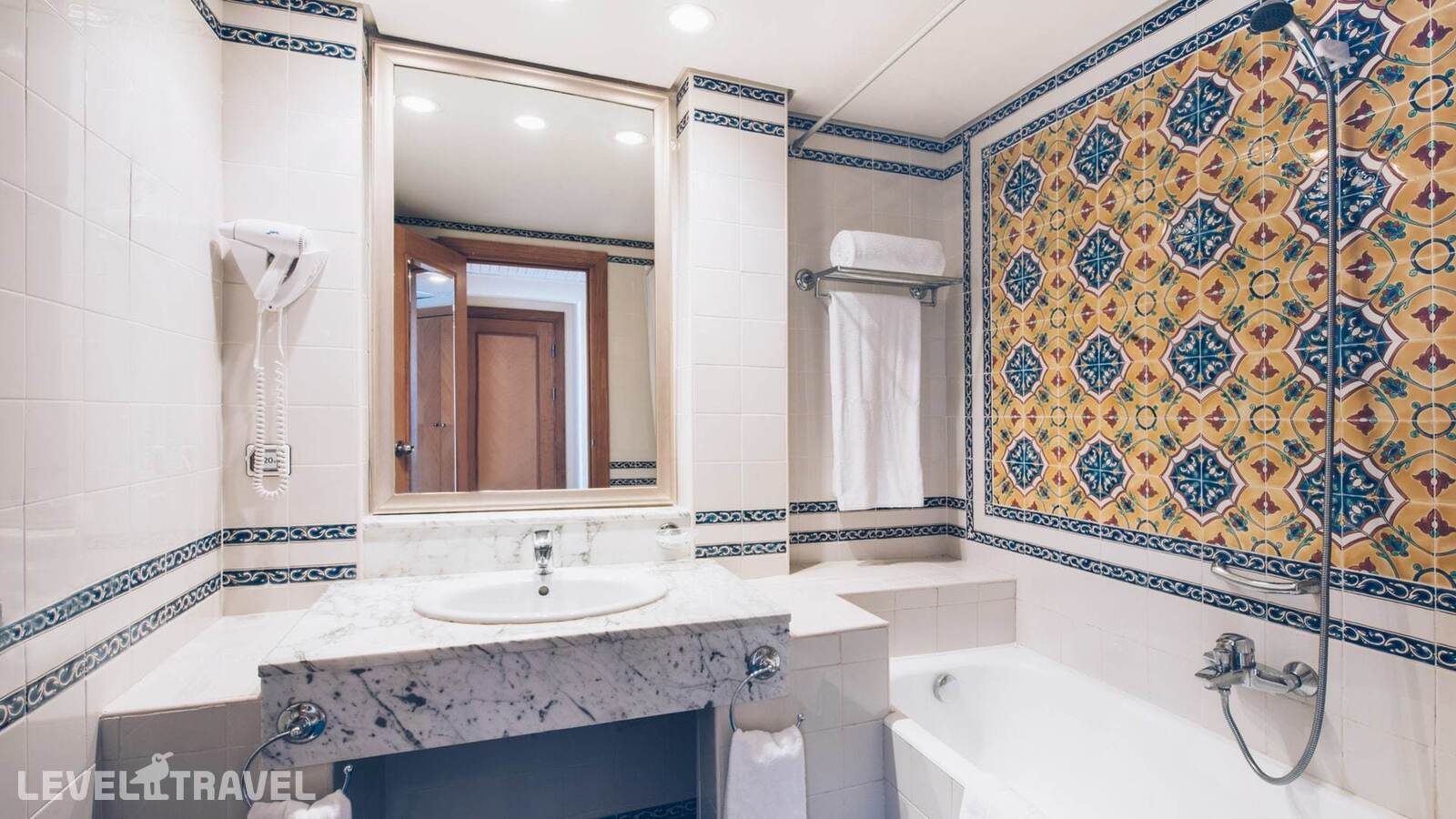 фотографии номера Люкс Senior отеля Iberostar Selection Kantaoui Bay в Тунис(Порт Эль-Кантауи) - фото №4