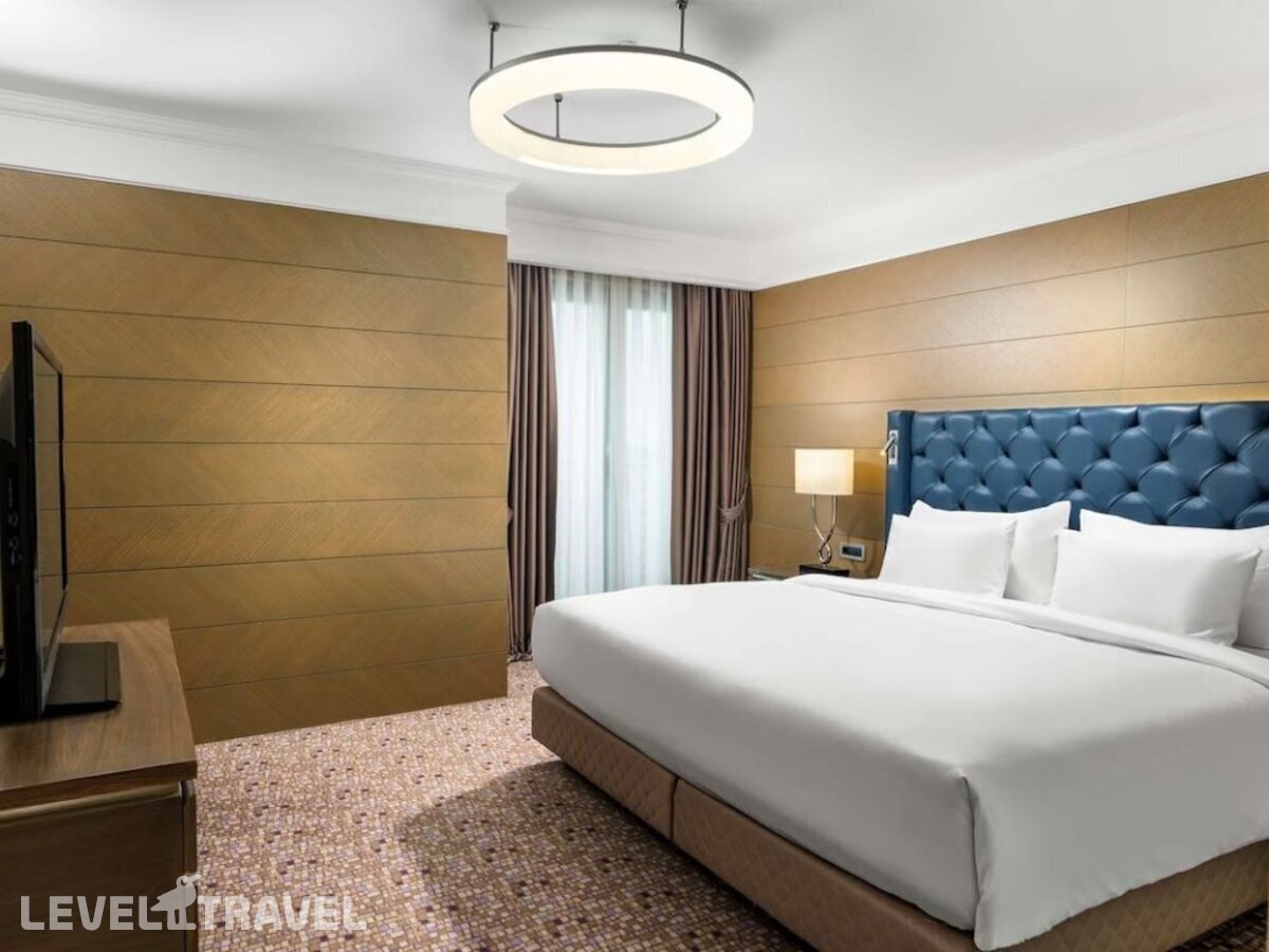фотографии номера Полулюкс с видом на город отеля Radisson Blu Hotel Sisli в Турция(Шишли) - фото №4