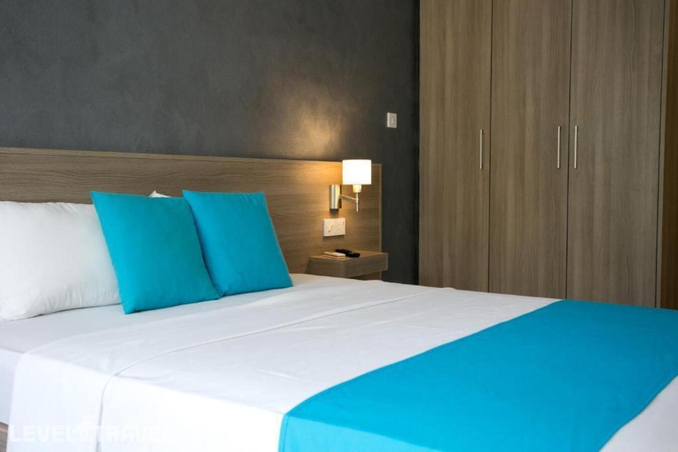 фотографии номера Представительская студия отеля Flora Maria Hotel And Annex Apartments в Кипр(Айа-Напа) - фото №6