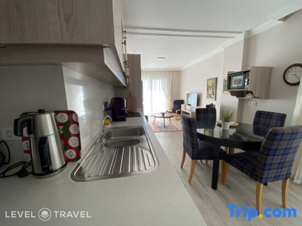 фотографии номера Люкс роскошный с видом на море отеля Diplomat Hotel в Турция(Турунч) - фото №8