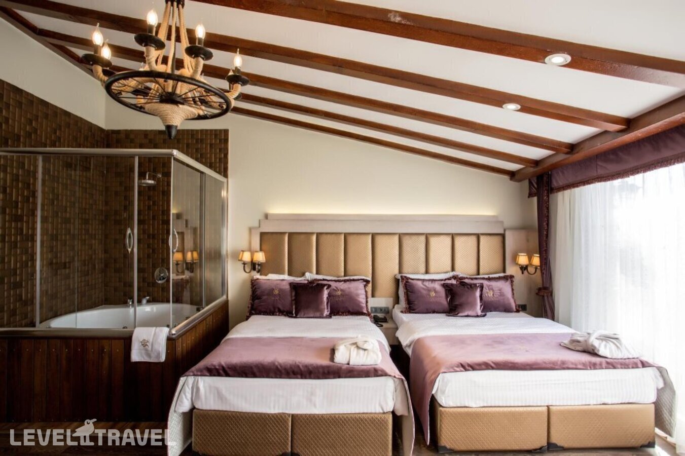 фотографии номера Люкс с видом на город отеля Bonne Sante Hotel в Турция(Таксим) - фото №1