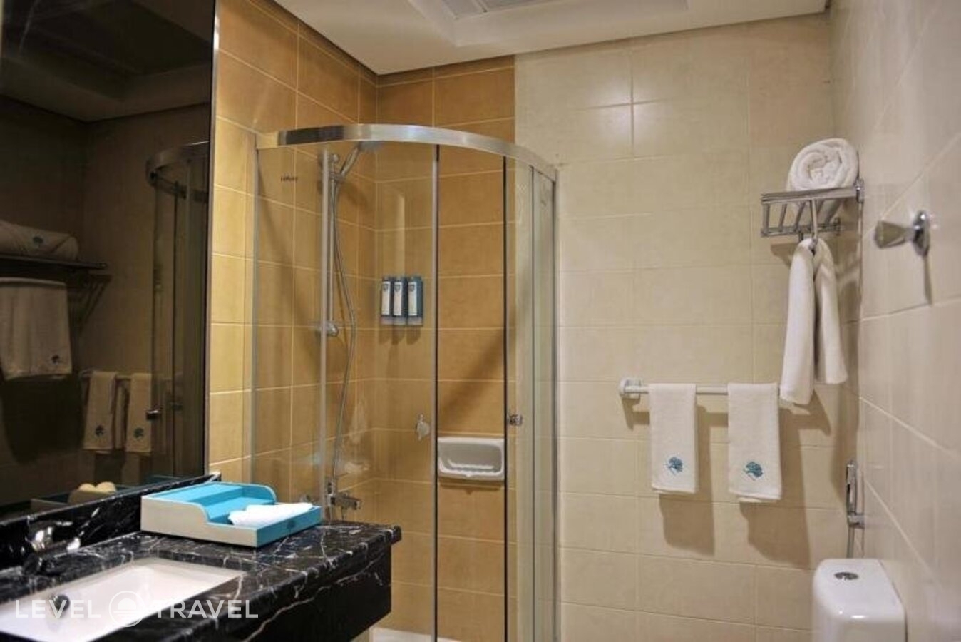 фотографии номера Стандартный (две односпальные кровати) отеля Andalus Al Seef Resort & Spa в ОАЭ(Абу-Даби) - фото №23