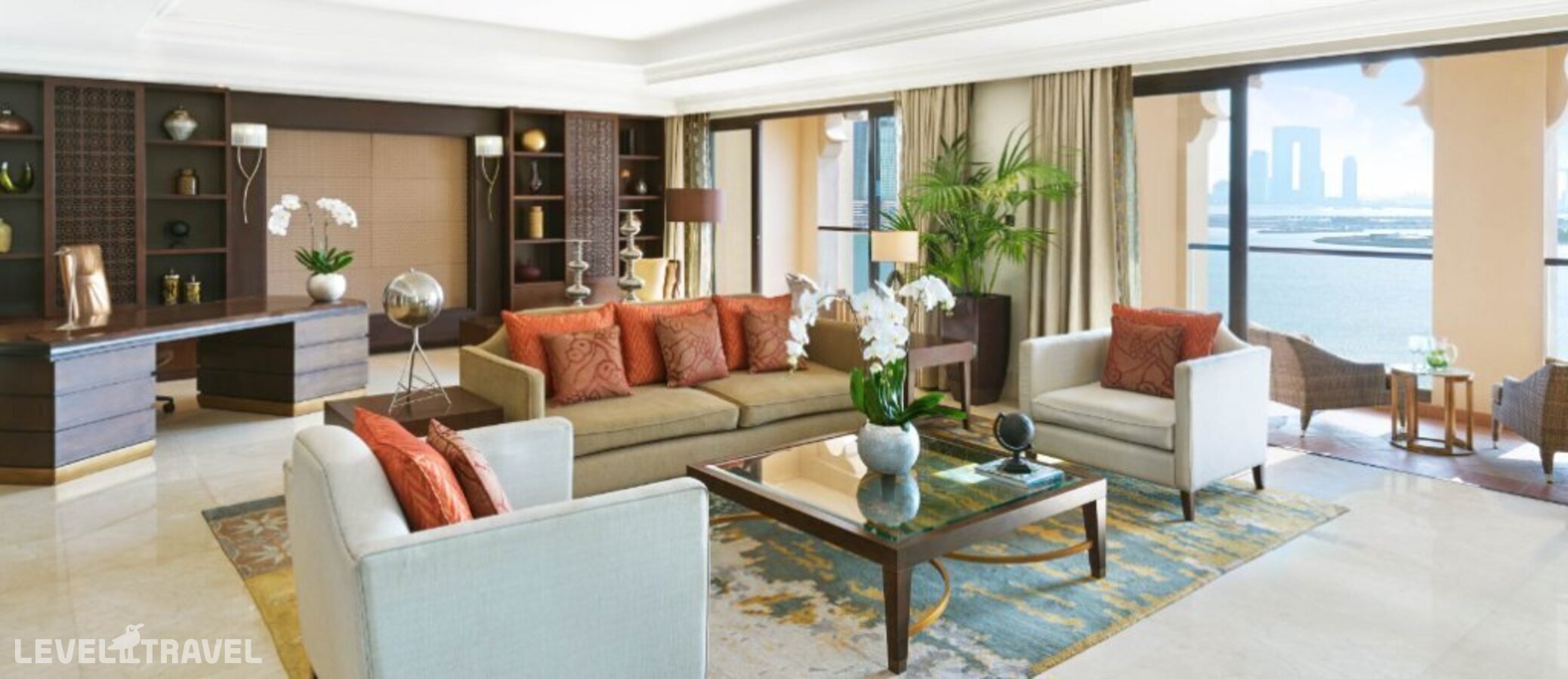фотографии номера Люкс президентский с видом на море отеля Fairmont The Palm в ОАЭ(Дубай Пальма) - фото №7