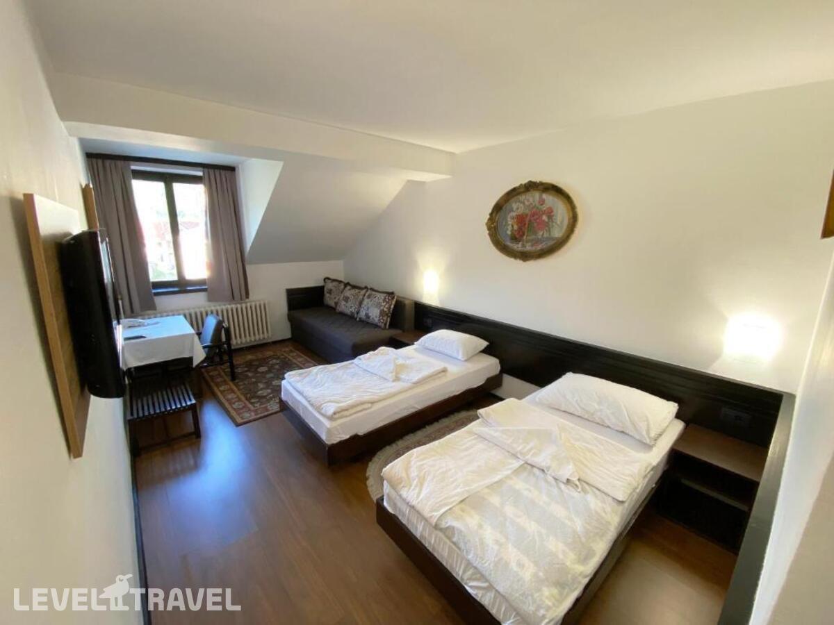 фотографии номера Стандартный (две односпальные кровати) отеля Hotel Komovi в Черногория(Андриевица) - фото №2