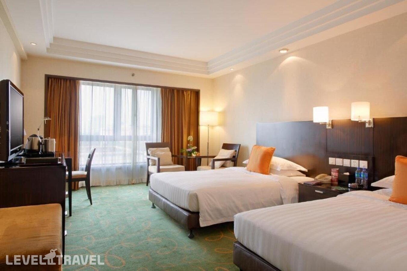 фотографии номера Делюкс (две односпальные кровати) отеля Guo Ji Yi Yuan Hotel в Китай(Пекин) - фото №1