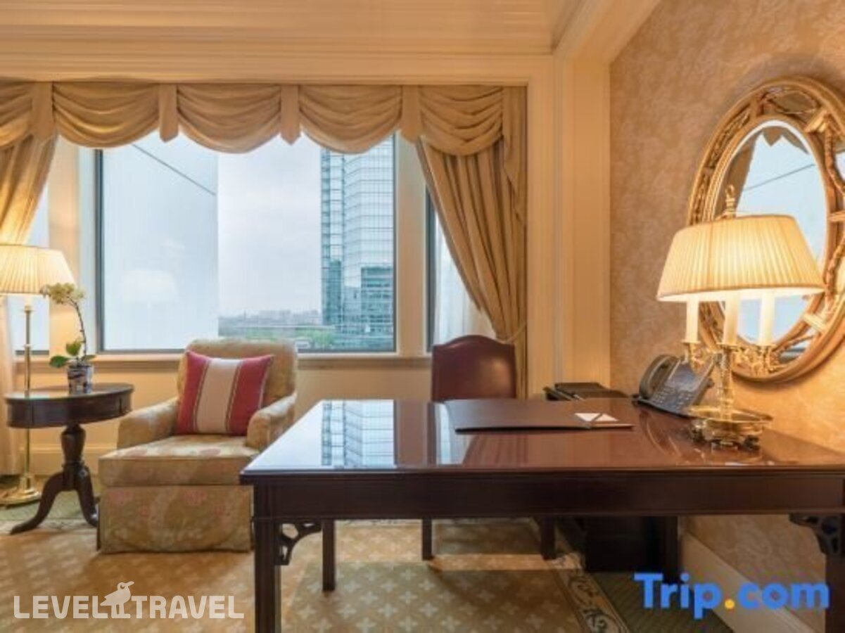 фотографии номера Делюкс (две односпальные кровати) отеля The Ritz-Carlton, Beijing в Китай(Пекин) - фото №1