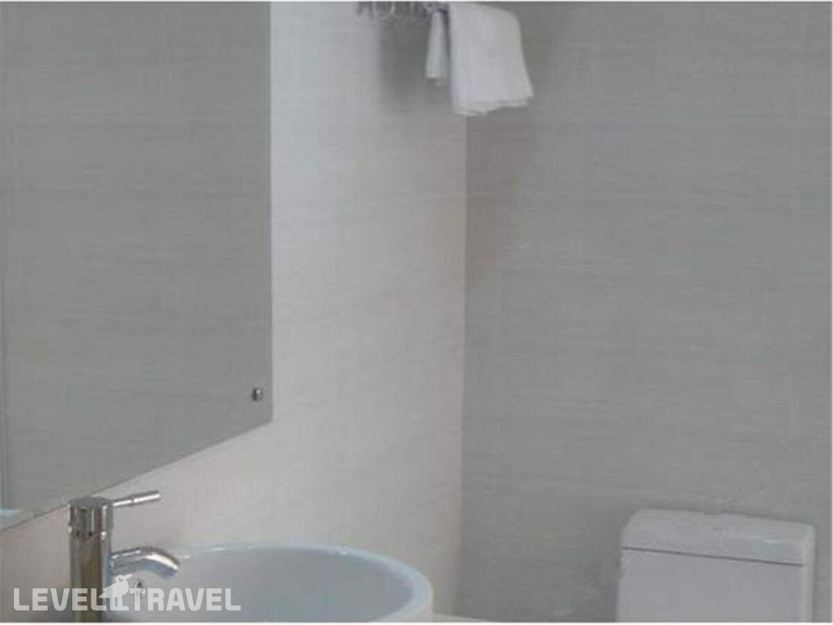 фотографии номера Стандартный (две односпальные кровати) отеля Guang Dong Hotel в Китай(Гуанчжоу) - фото №2
